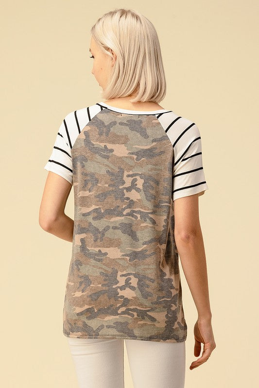 Camo-Twist Tee
